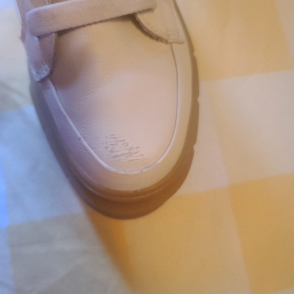 Shoes - Picture 7 of 7